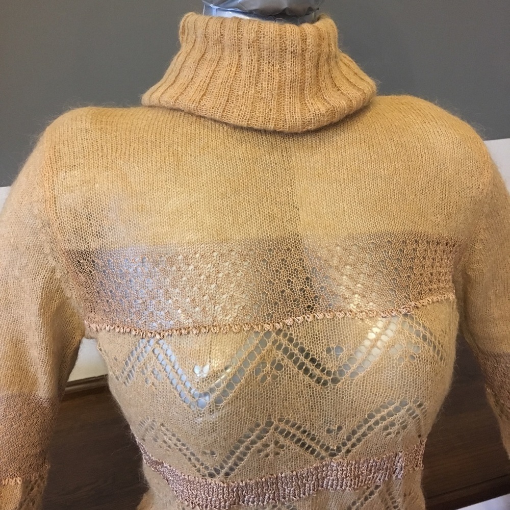 Essendi Gorgeous Light Sweater in Tan/Light Brown - Picture 4 of 8
